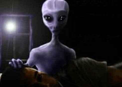 美国博士爆料外星人视频,震撼外星人视频曝光，真相究竟如何？